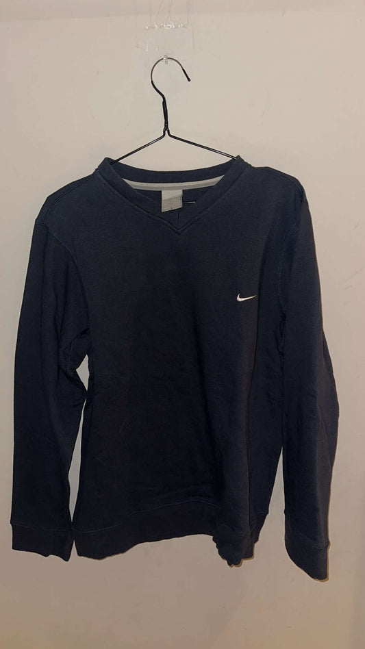 Medium Nike sweatshirt